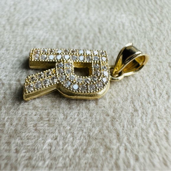 Solid 10k Gold Sparkling Pave Letter R Initial Pendant or Charm with CZ - Picture 6 of 10